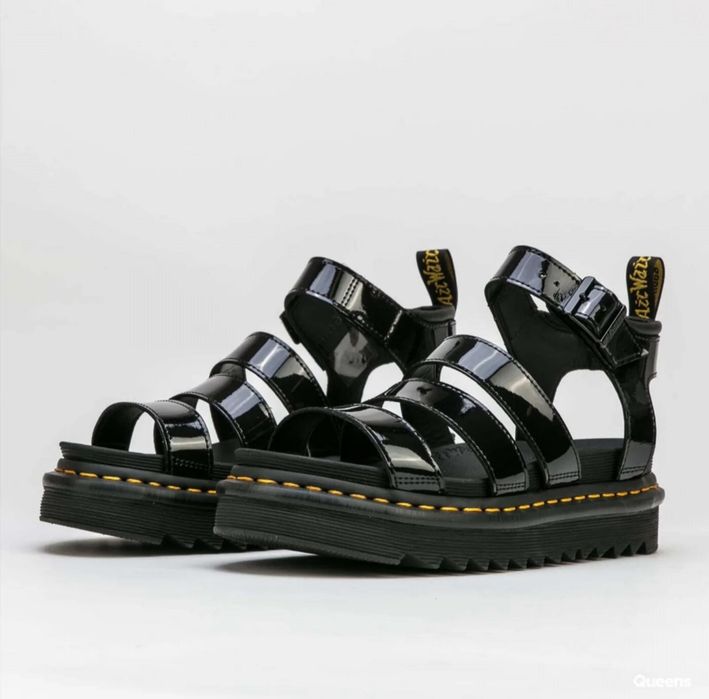 Сандалі босоніжки жіночі Dr. Martens