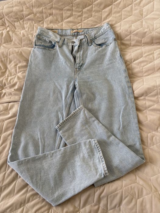 Продам джинси Levi’s 28 розміру