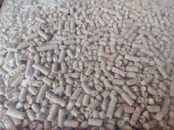 Pellet drzewny TPD Frankowski oraz LAVA PREMIUM
