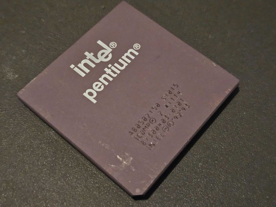 Procesor Intel Pentium SY015