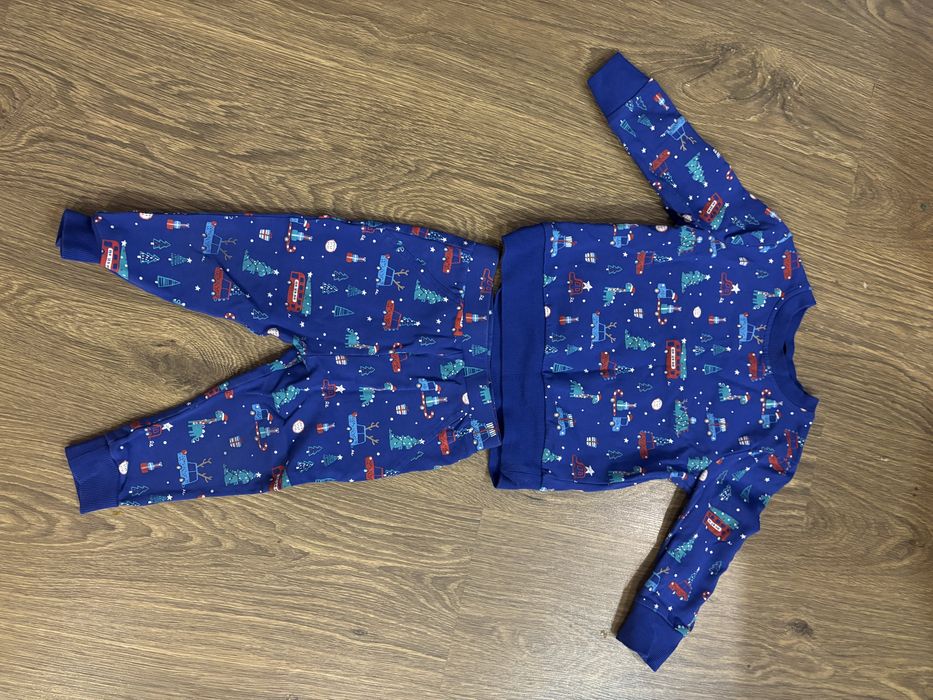 Костюм george 12-18 з новорічним принтом