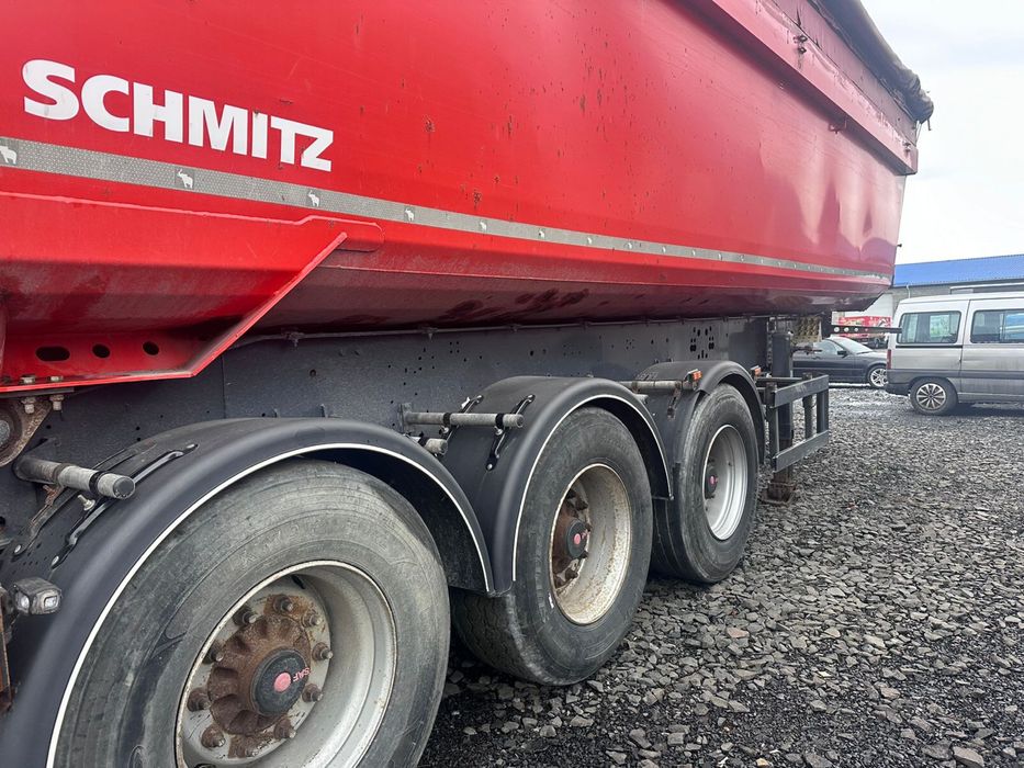 Самоскид Schmitz Ski 24