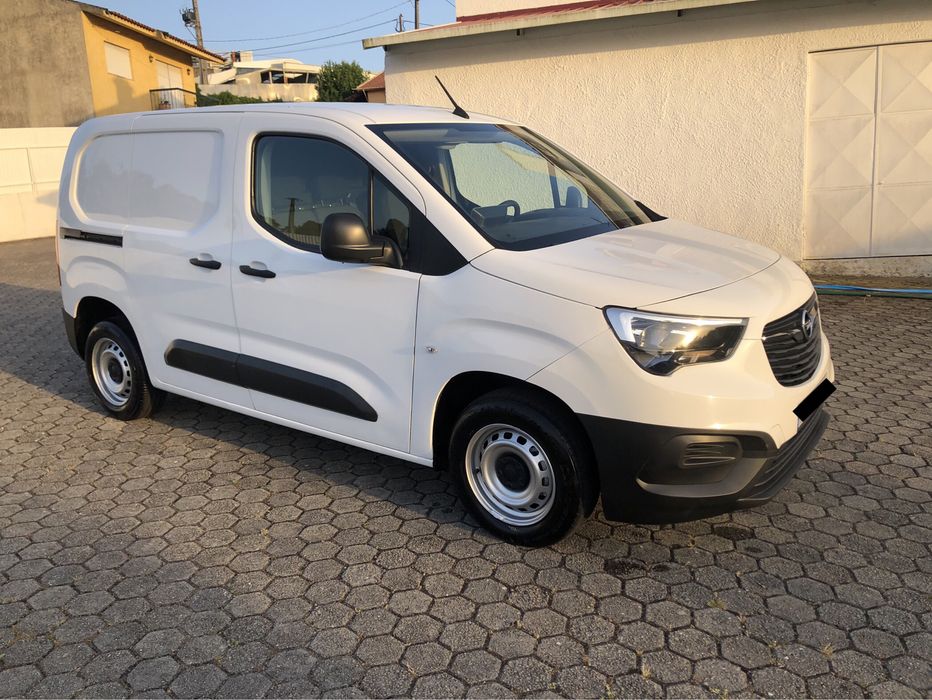 Opel Combo 1.5 CDTI L1H1 Enjoy 3 Lugares 2022 Nacional