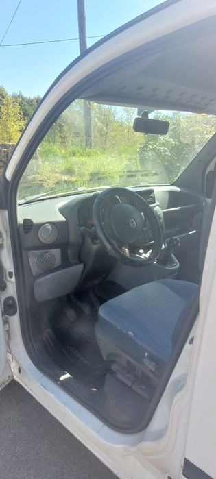 Fiat Doblò Cargo 1.9D | 2005 | 350.000 km | Boa de mecânica