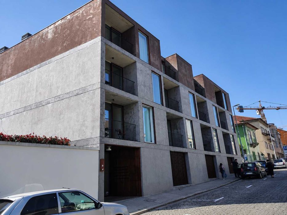 T0 junta ao Bolhão e Campo 24 Agosto - Construção Nova