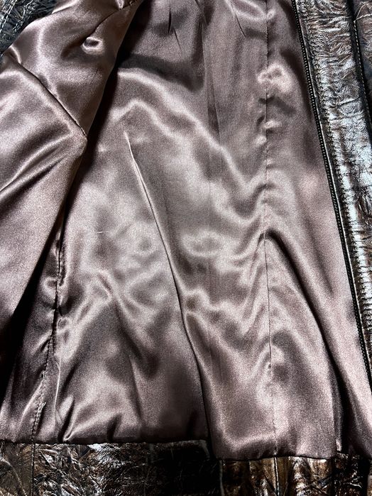 Куртка з натуральної шкіри розмір M