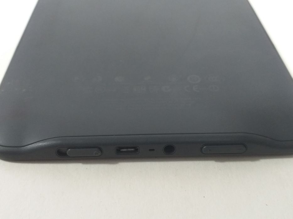 Электронная книга Amazon Kindle3 "D00901 (P75SD(Digma A700