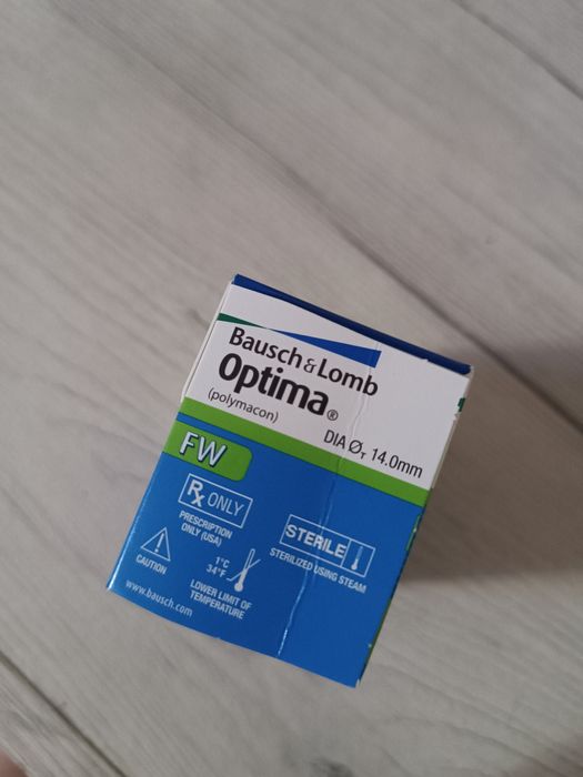 Контактні лінзи Optima FW 4 лінзи