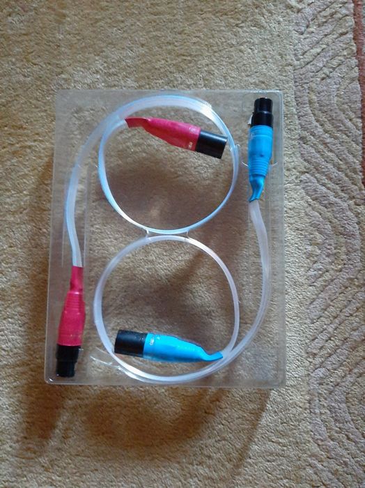 Cabos hifi qualidade c/ novos m/baratos para desocupar URGENTE
