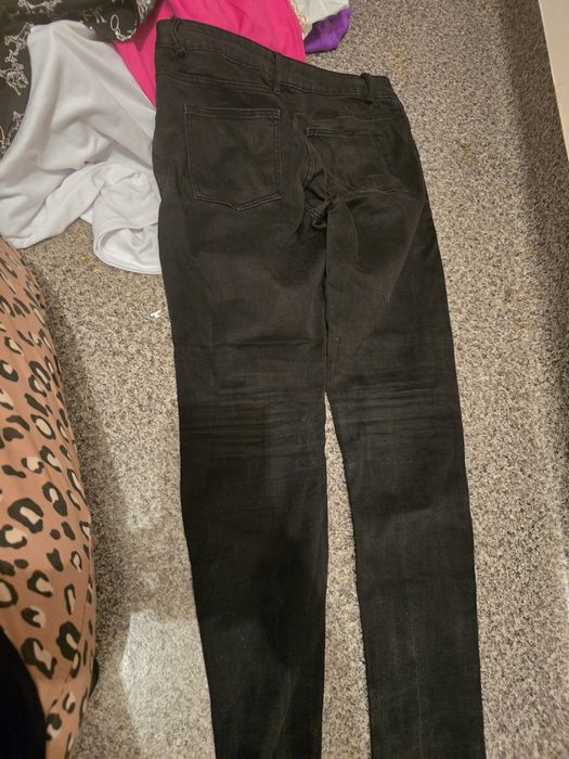 damskoe spodnie M