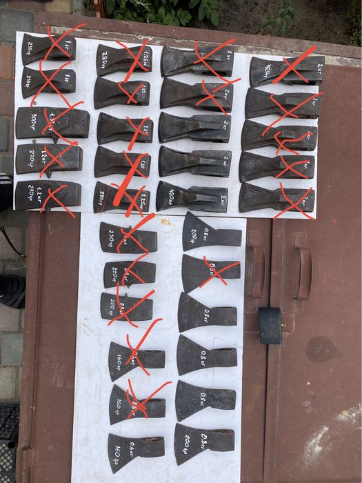 Молотки топоры кувалды тисаки ножы