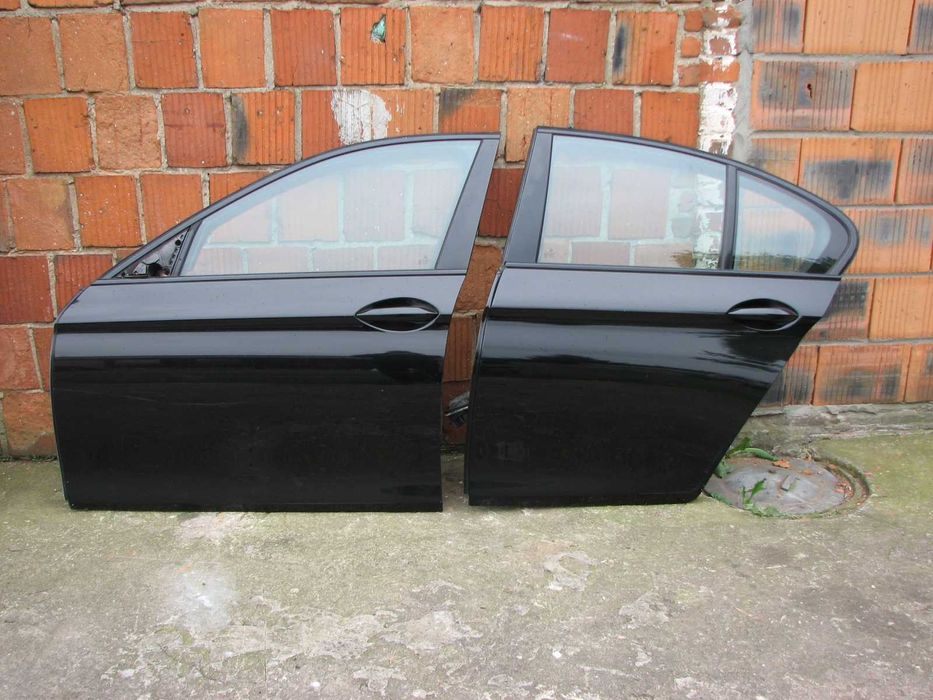 Drzwi przednie przód lewy BMW F10 schwarz II 2 668