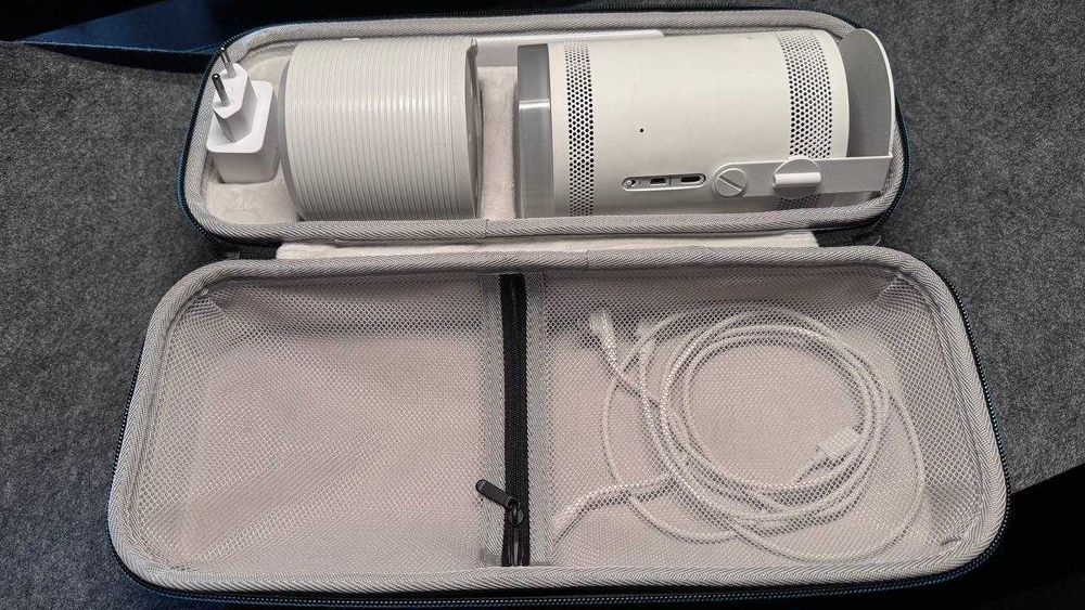 Проектор Samsung the Freestyle