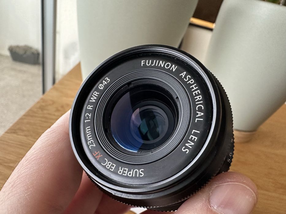 Lente Fujifilm FUJINON XF23mm F2 R WR