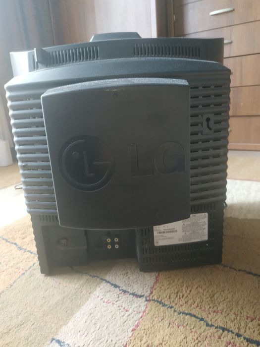 Продам телевизор LG