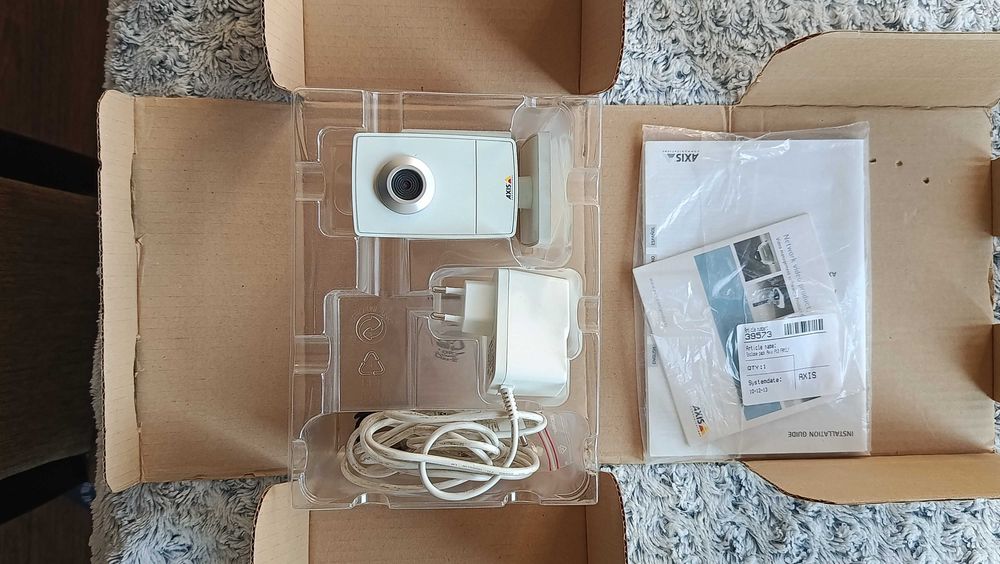 Відеокамери AXIS M1013, M1011-W IP-camera. Комплект