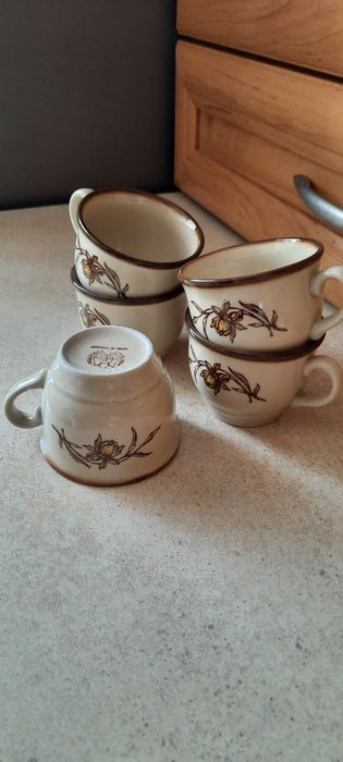 5 filiżanek Pruszków PRL