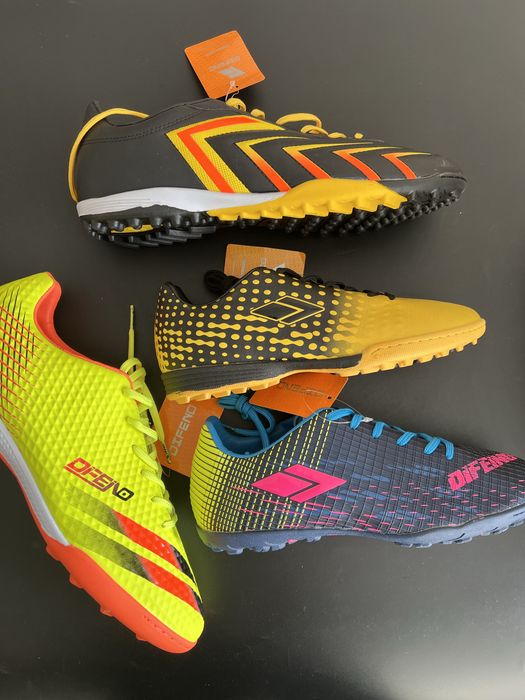 Розпродаж Сороконожки, футзалки, бампы, футбольная обувь, взутття