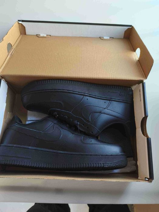 Nike, damskie czarne trampki, rozmiar 39