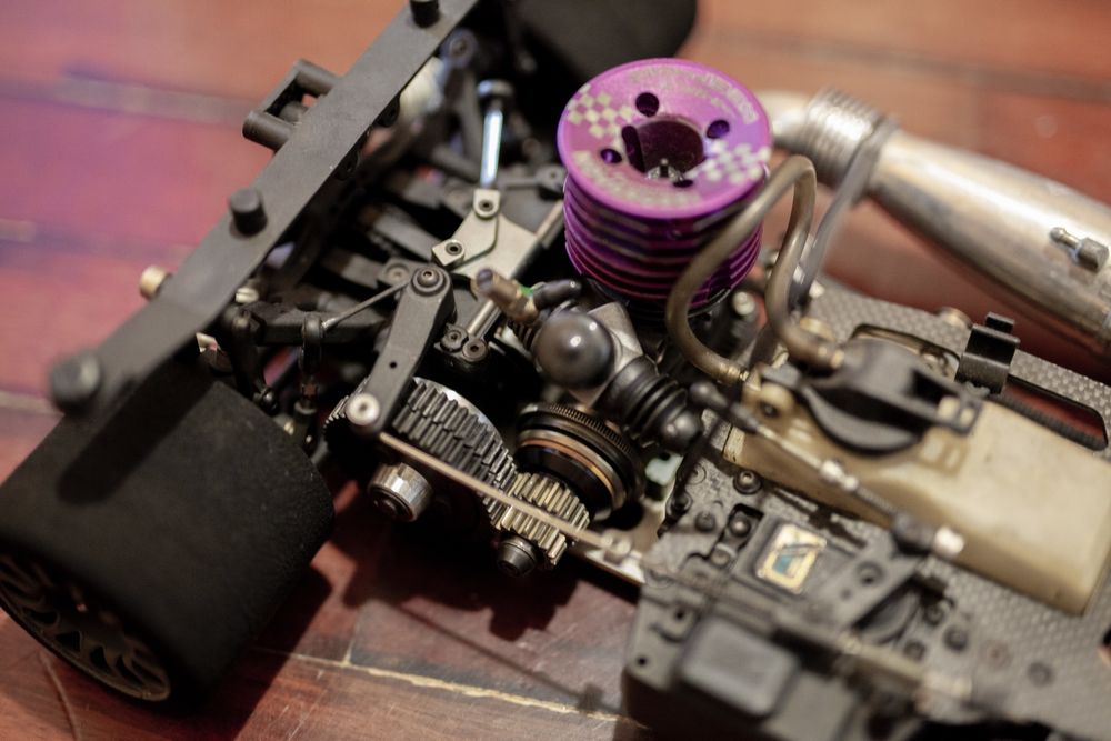 Mugen mrx4-x com motor novarossi