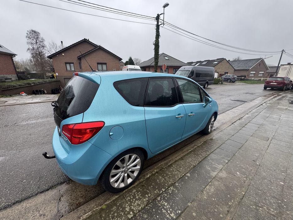 Opel Meriva 1.4T wymieniony rozrząd Mega kolor