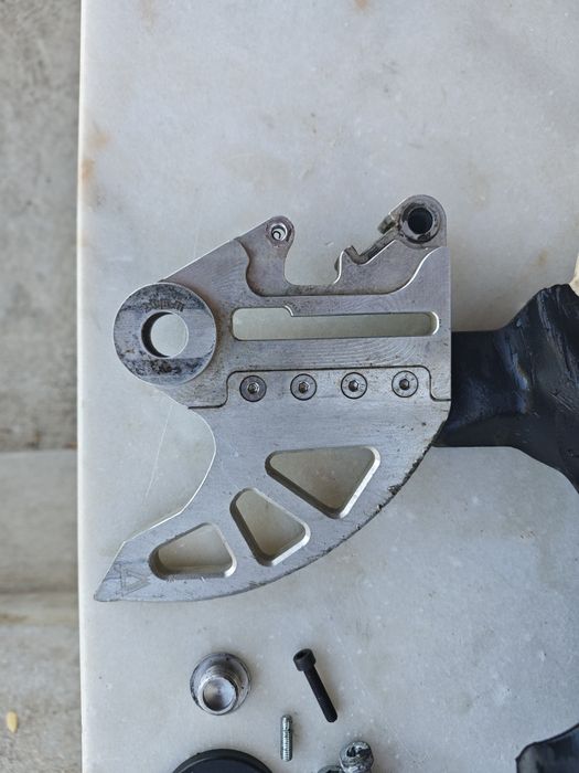 Husqvarna FE 350 2023 material