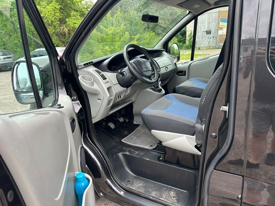 Рено трафік 2012 рік, 2,0 дизель, 84 квт. Оригінальний вантажо-пасажир