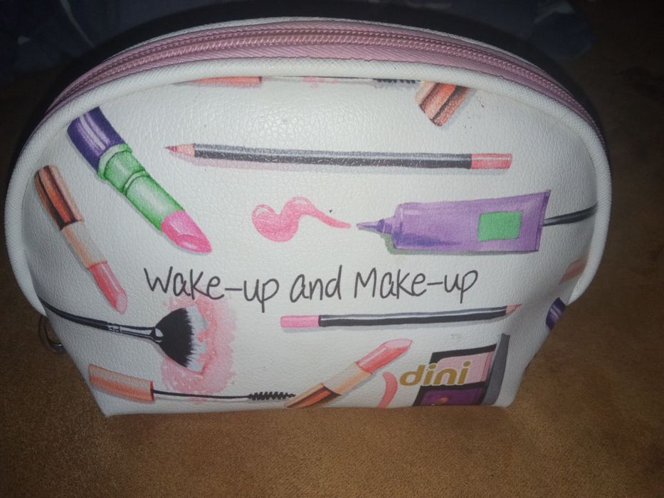 Сумочка для косметики