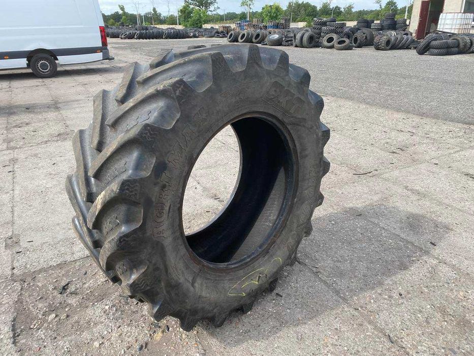 Opona używana 540/65r30 BKT Agrimax RT657 Radial 70% Bieżnika