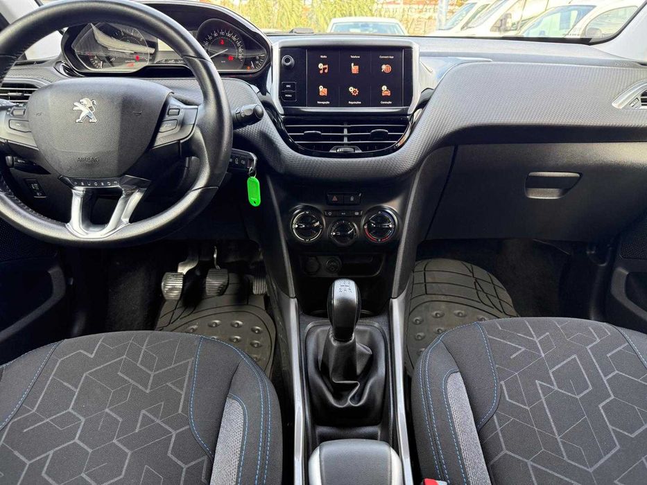 Peugeot 2008 1.2 PureTech Style