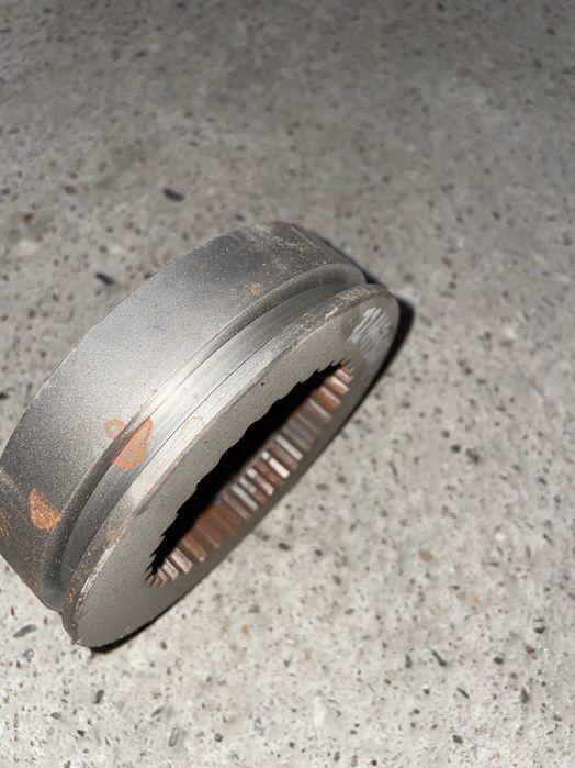 Sprzęgło przesuwne - otwór Z-32 Zetor