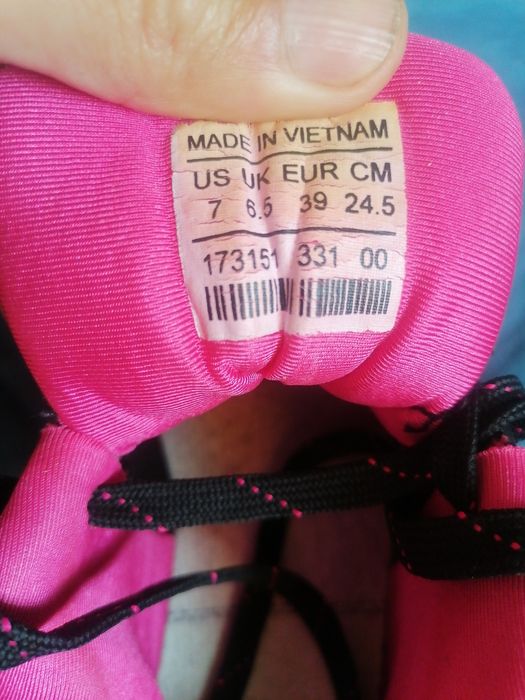 Продам оригинал adidas