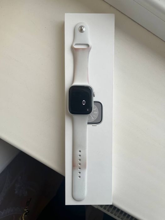 Продам свої епл вотч 8