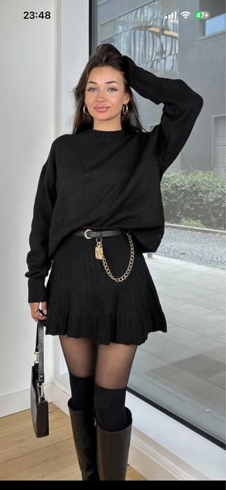 Продам костюм двойку с юбкой