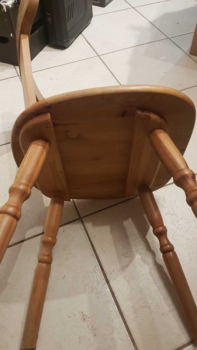 krzesło drewno sosna
