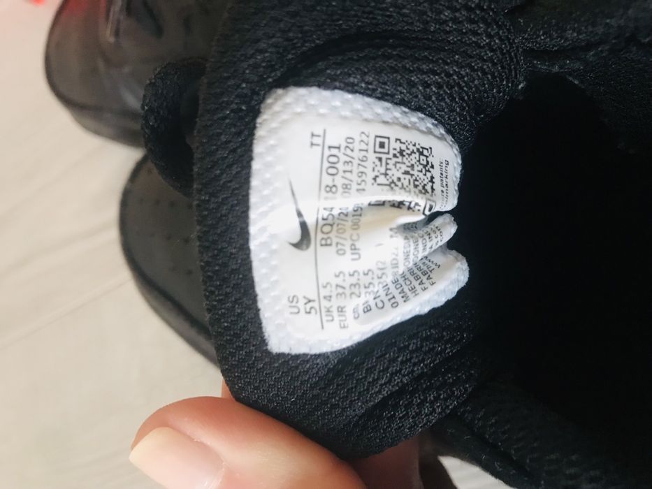 Кросівки Nike оригінальні