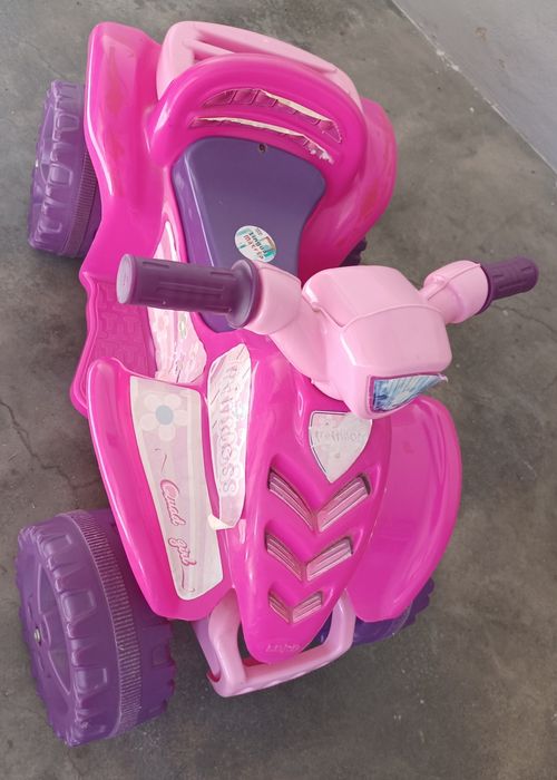 Moto 4 elétrica criança