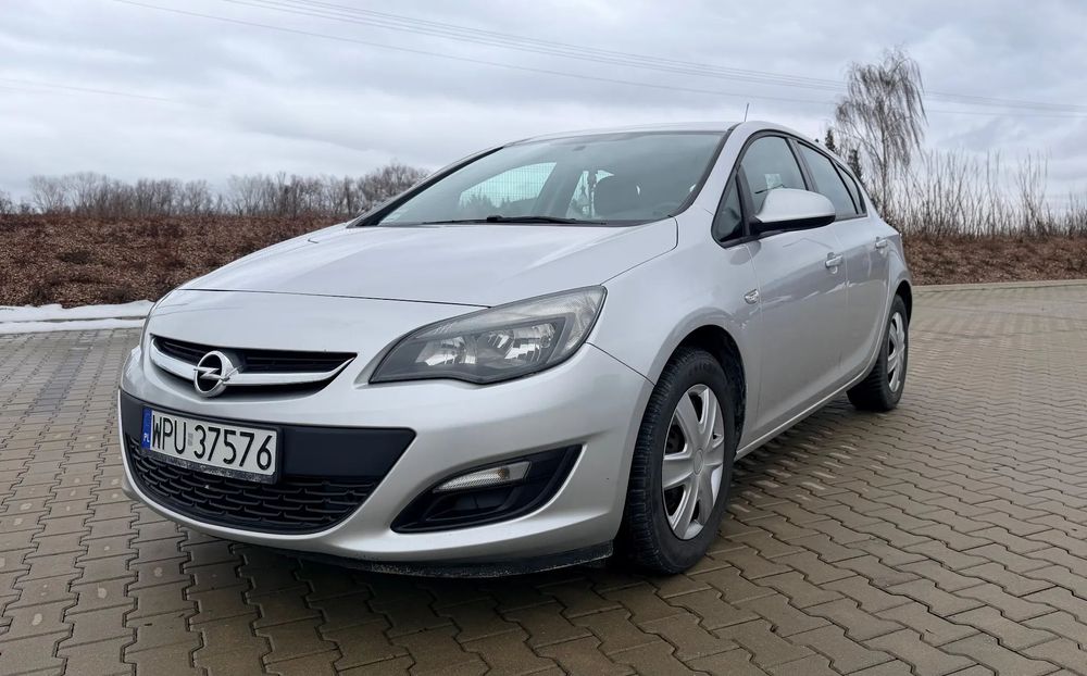 Opel Astra Samochód osobowy Opel Astra J, Hatchback 5d