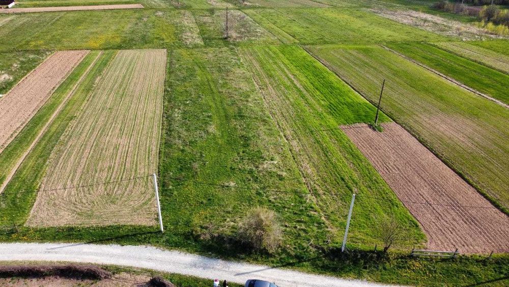Продаж земельної ділянки Черніїв, 24 сот. с/г, світло, газ, новобудови