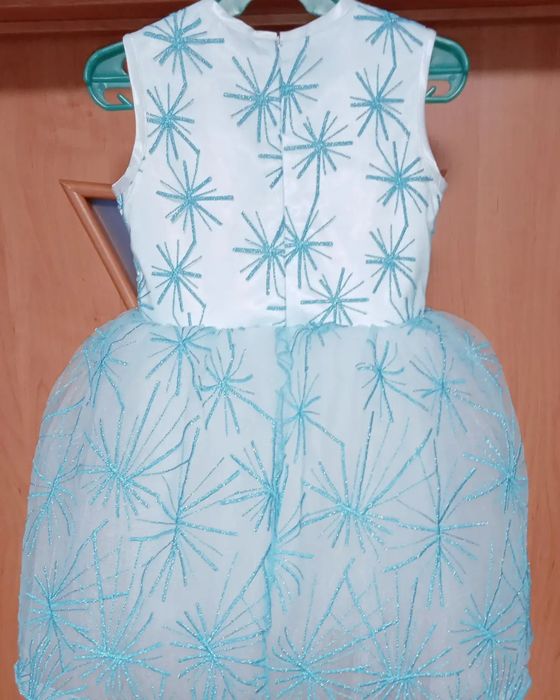 Дитяча святкова сукня