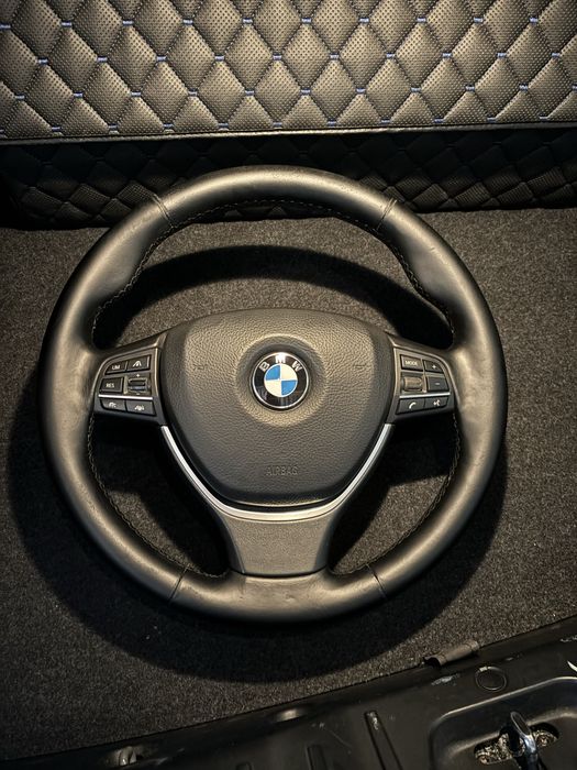 М руль bmw гарний стан