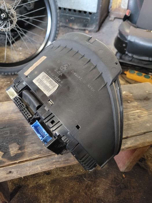 Приборна панель дизельна  BMW E38 E39 E53  до рестайл