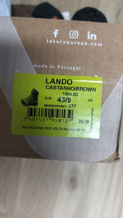 Bota segurança marca  Lavoro com biqueira proteção