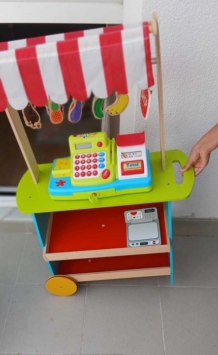 Conjunto de brinquedos / Lojinha