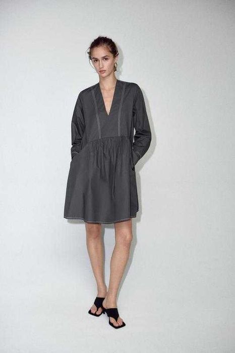 Коротка сіра сукня Zara