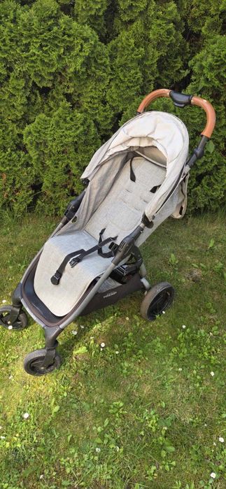 Sprzedam wózek , spacerówkę Valco SNAP 4 - lekki