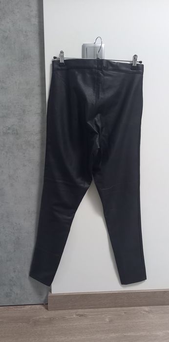 Calças de senhora L