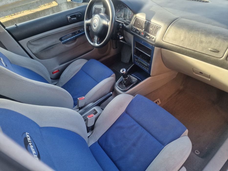 Volkswagen Golf 4 по запчастинах розбірка