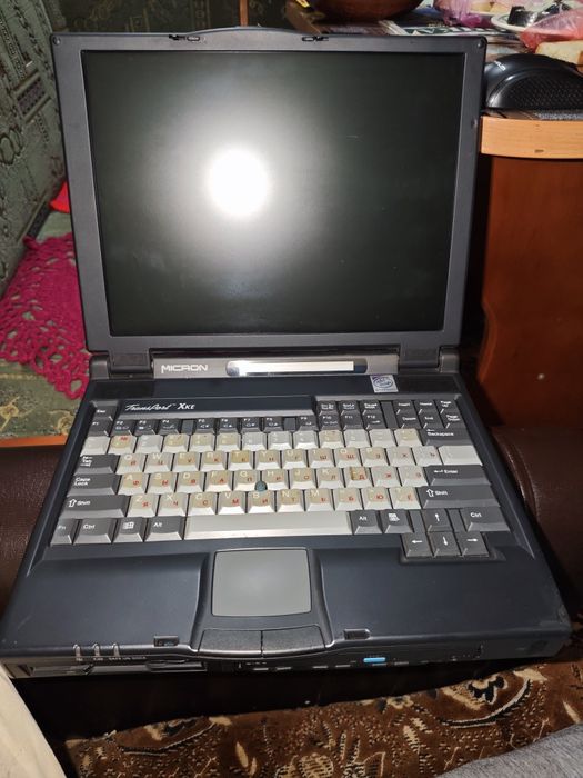 Ретро ноутбук micron