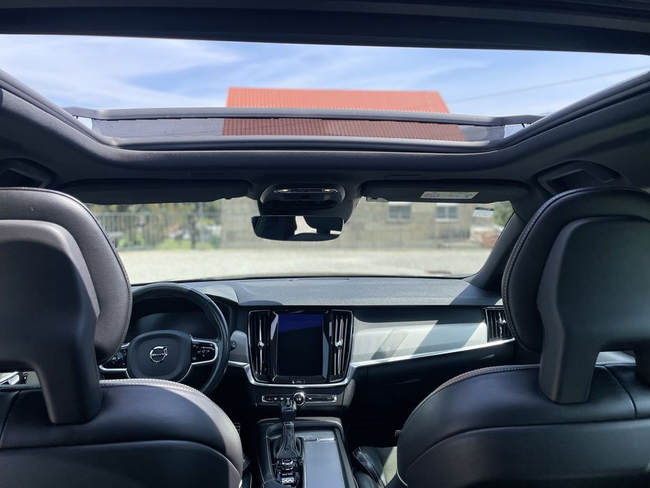 Volvo v90 R-design
